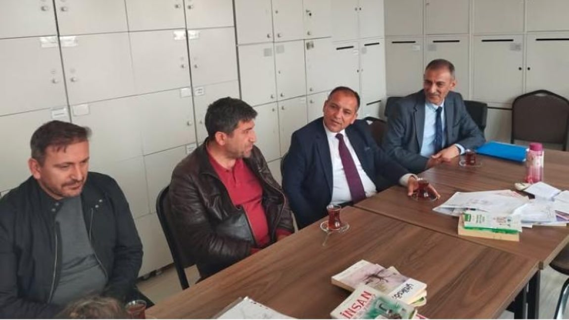 İl Milli Eğitim Müdürümüz Erhan BAYDUR'un okulumuzu ziyaretinden görüntüler 